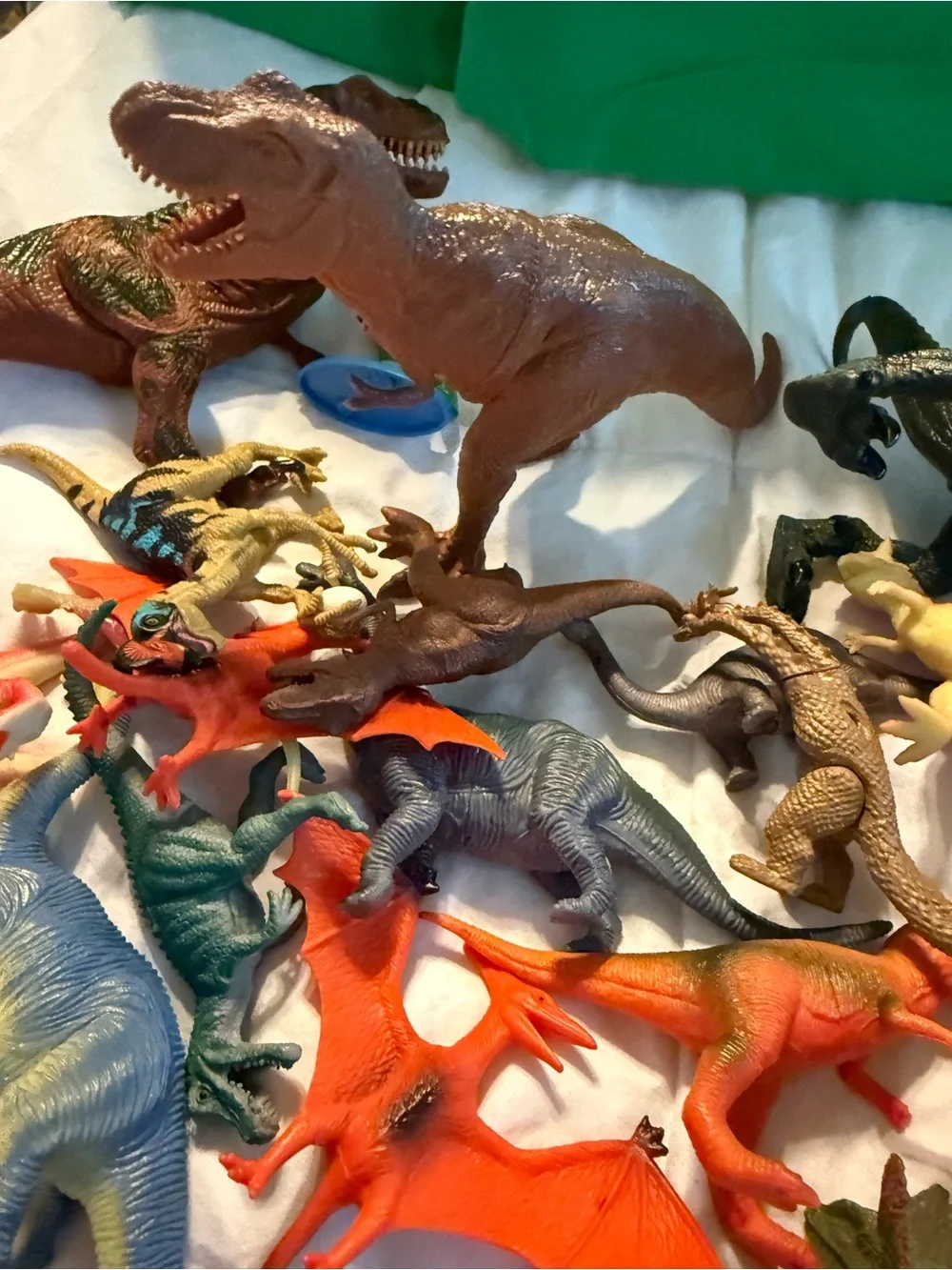 Dinosaurs Lot of 26 Plastic Dinosaurs Variety of sizes and styles